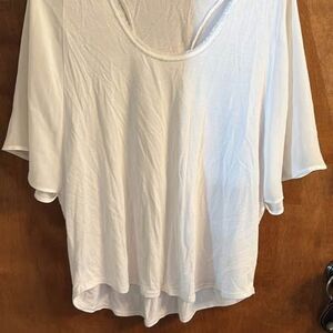 Rachel Roy Short Sleeve Loose White Top Size Medium